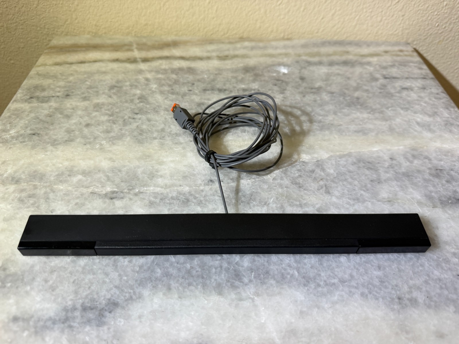 Nintendo Wii GameCube-Compatible Bundle – Indigo Controller & HDMI Adapter