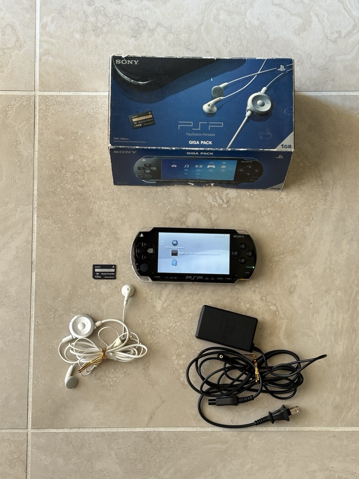 Sony PSP-1000 Value Pack – Complete in Box – Near Mint Condition!