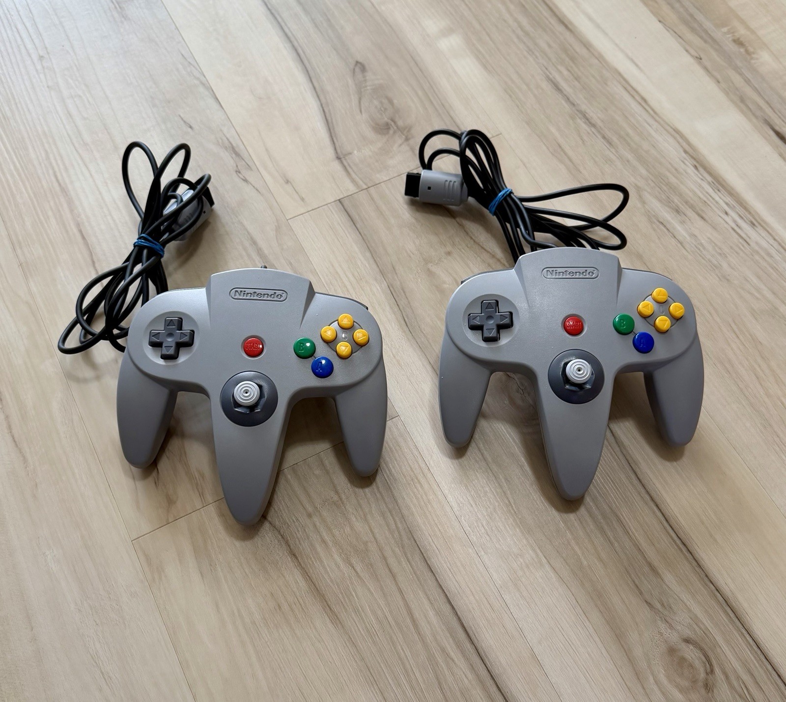 Nintendo 64 N64 System Console Super Mario Bundle Lot W/ Controllers – Tested