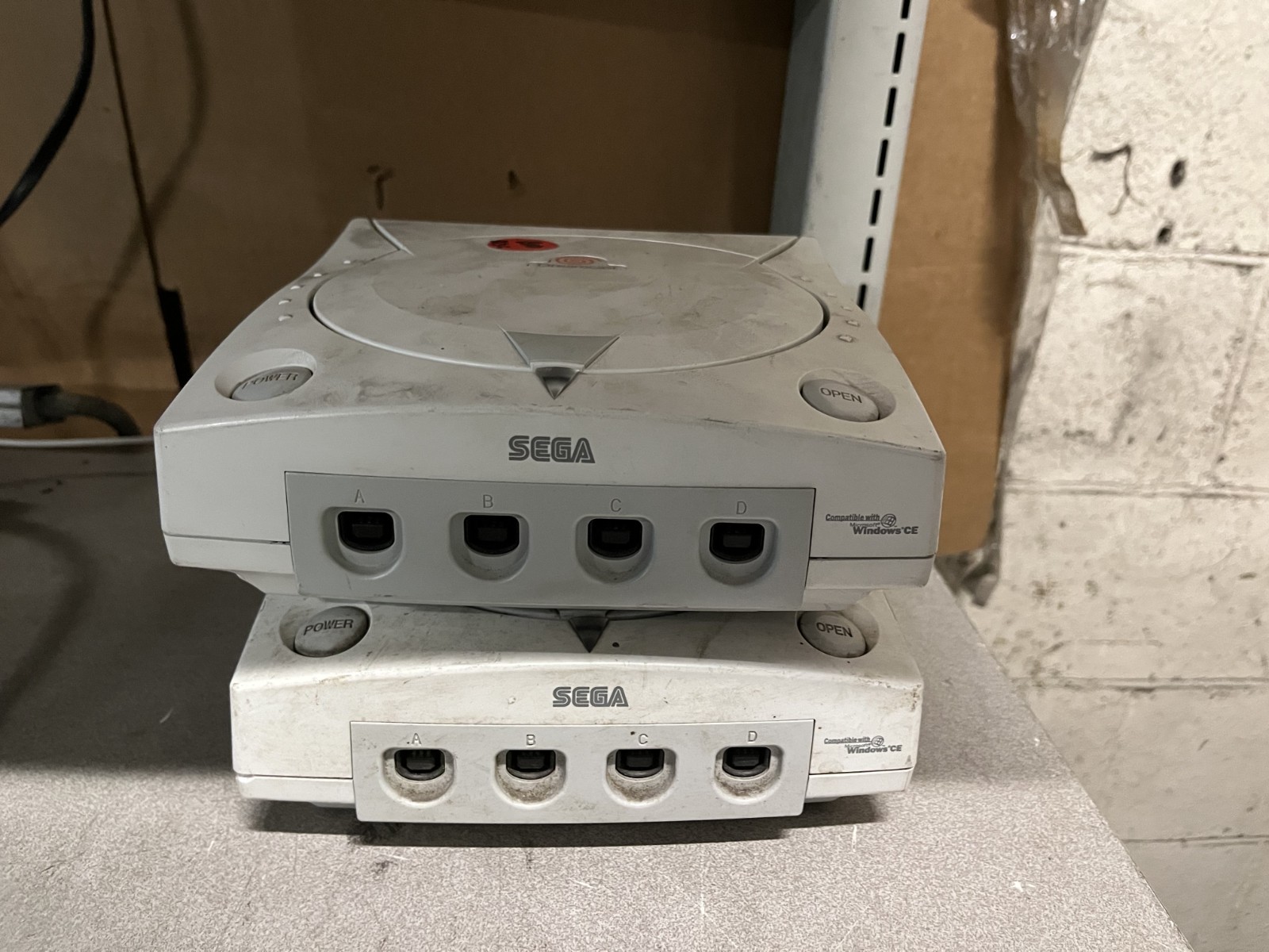 lot of 2 SEGA Dreamcast Home Console – Console Only HKT-3020 For Parts