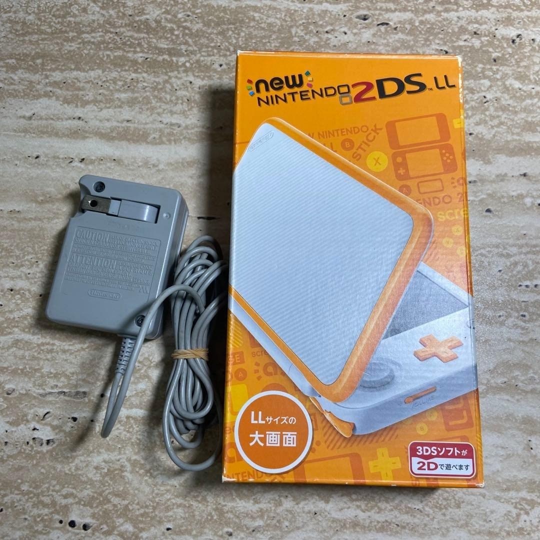 NINTENDO 2DS LL White Orange Console Japanese Version CIB Boxed Near Mint JP