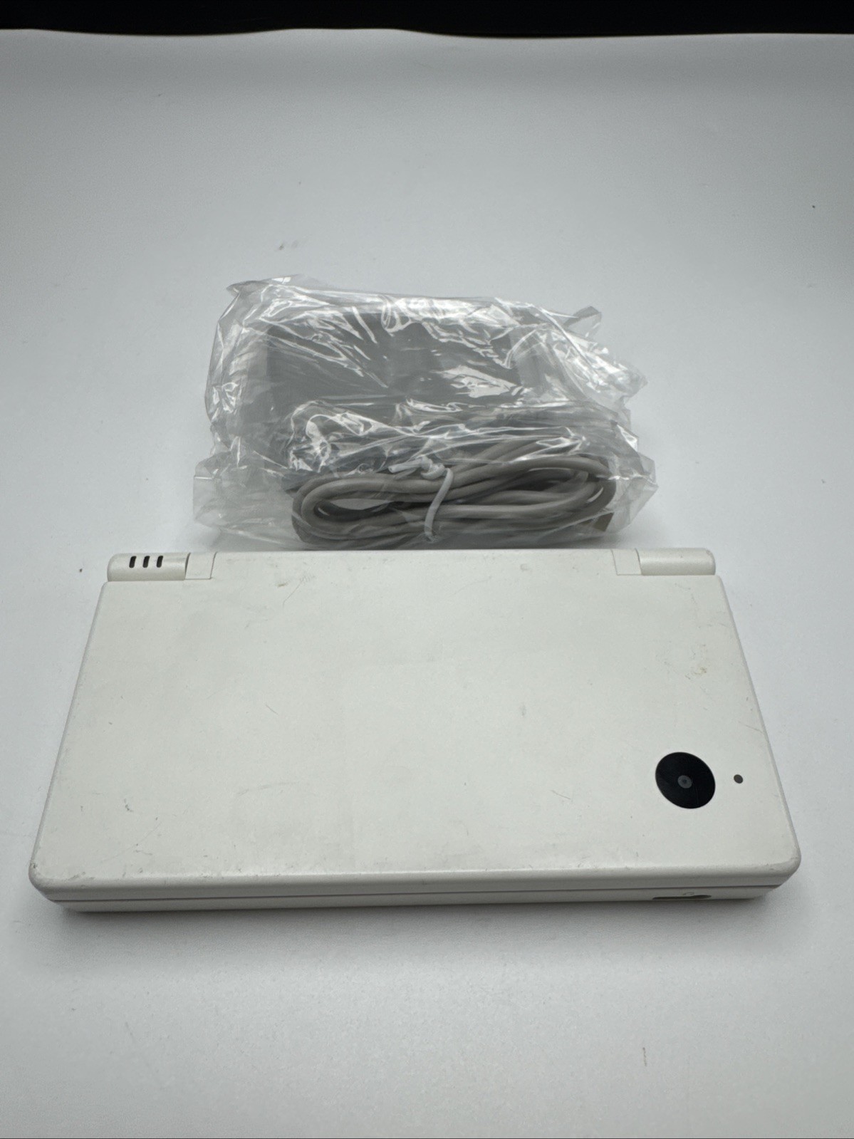 Nintendo DSi Console White TWL-001 Japan Tested Working w/ Stylus and Charger