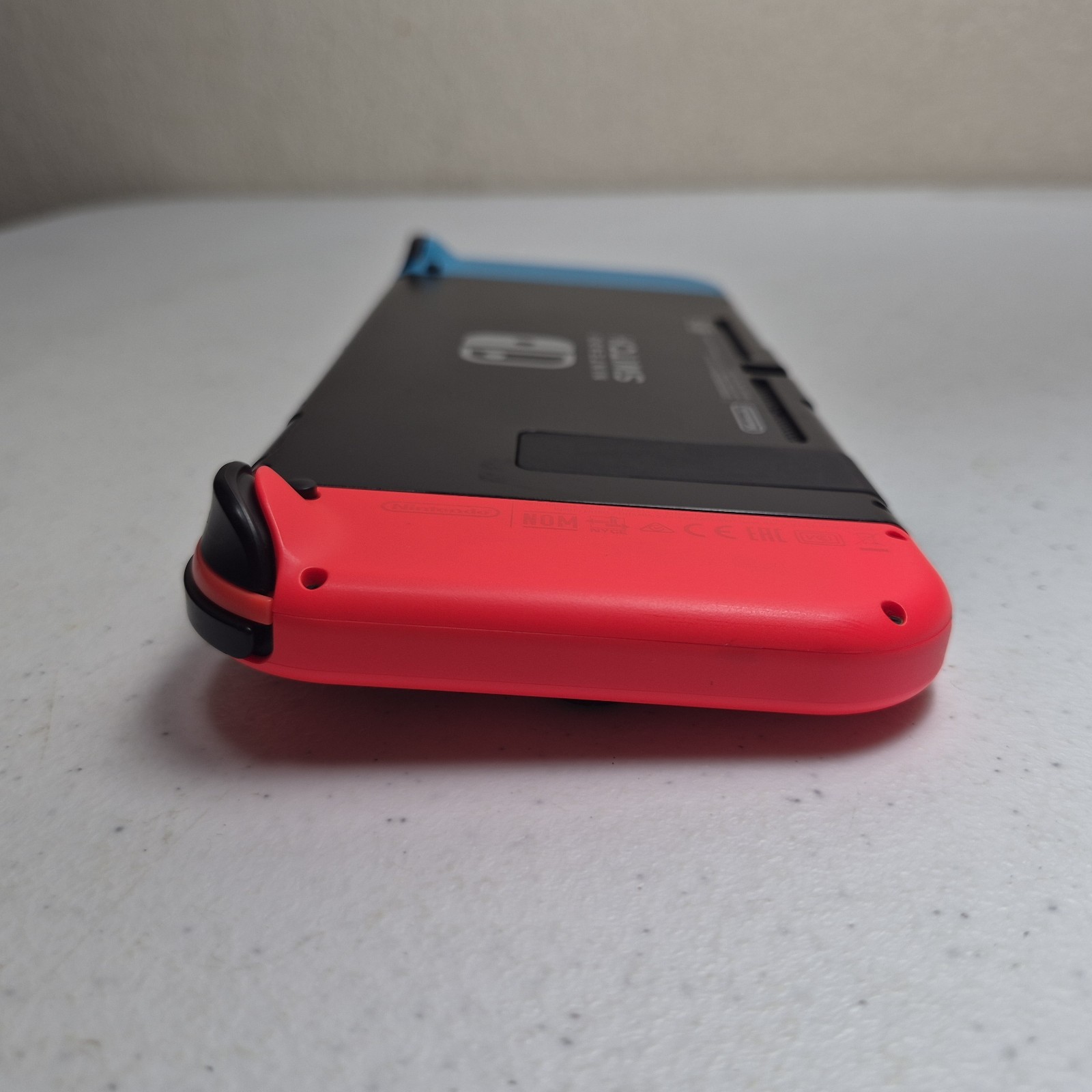 Nintendo Switch Bundle LOT 32GB Gray Console Neon Red Blue Joy-Con