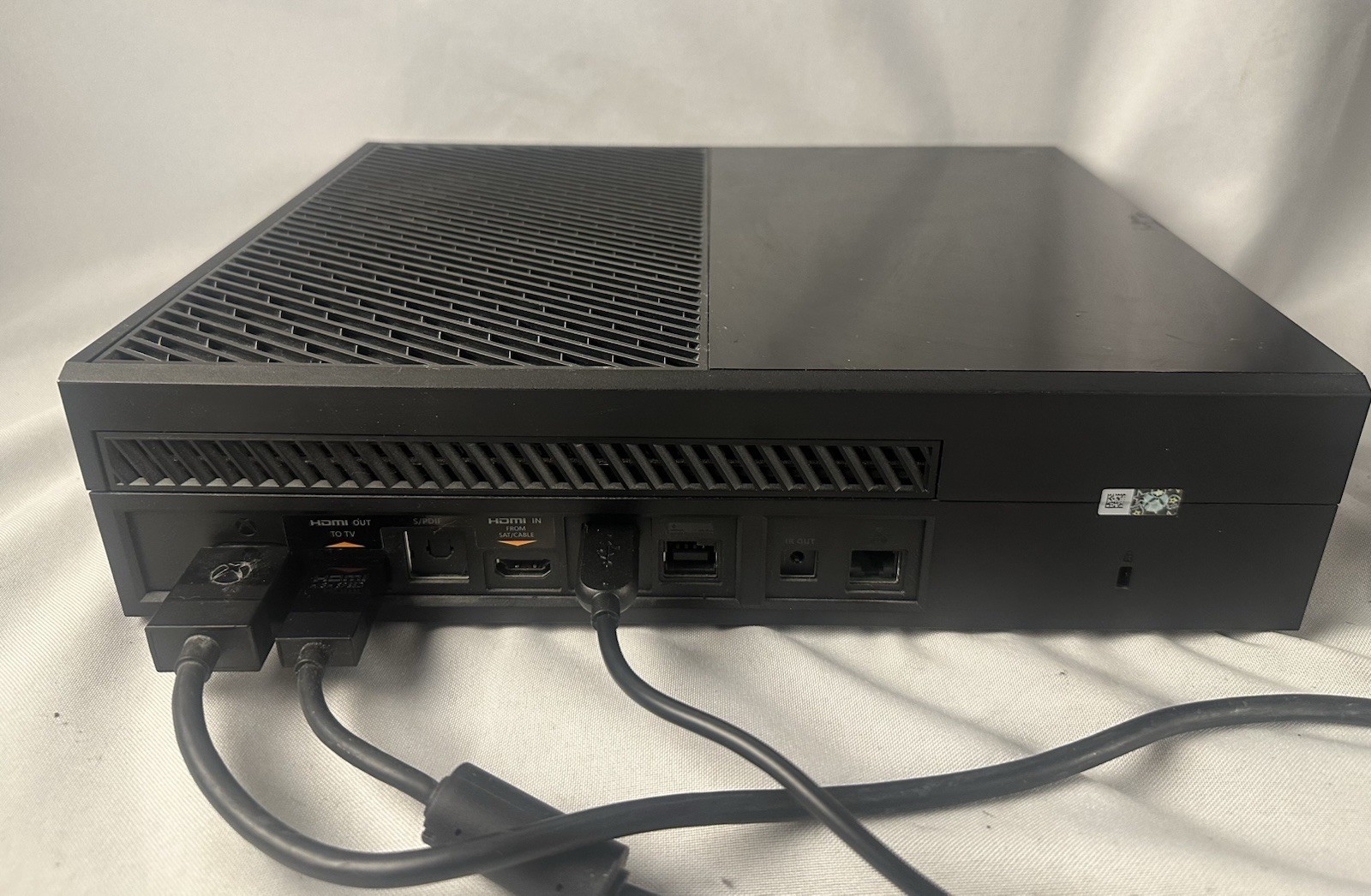 Microsoft Xbox One 500 GB Black Console 1540 w/ Controller & 3 Games
