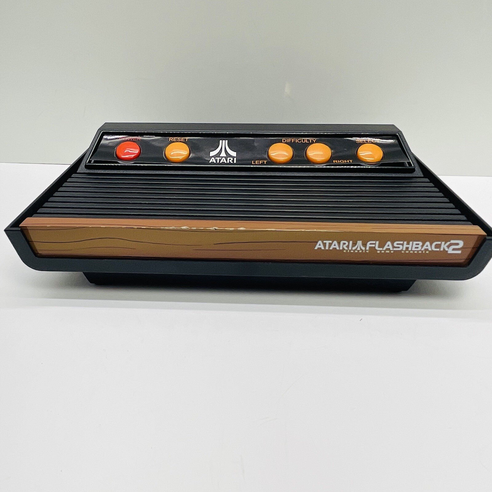 ATARI Flashback 2 Classic Game Console 40 Built-In Games CLEAN & TESTED WORKING