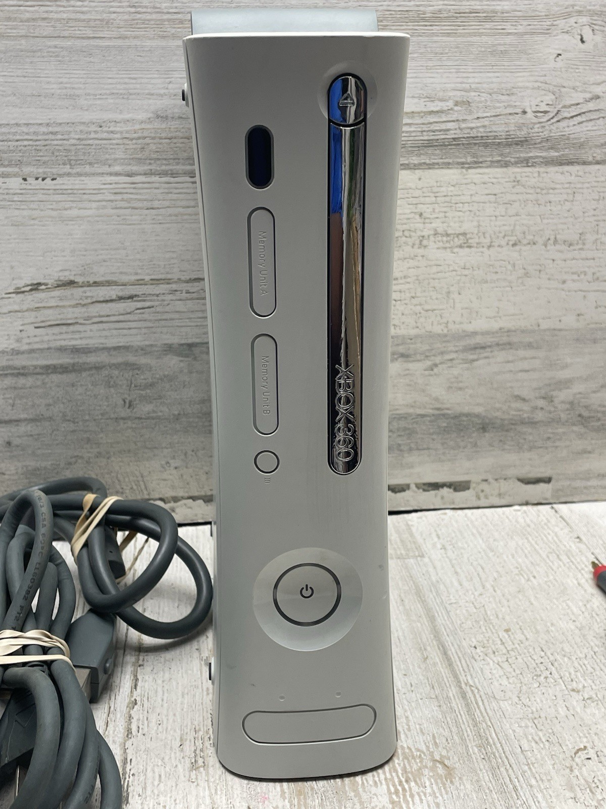 Xbox 360 White Console Bundle- Non-HDMI Model. Includes Controller & Cables.