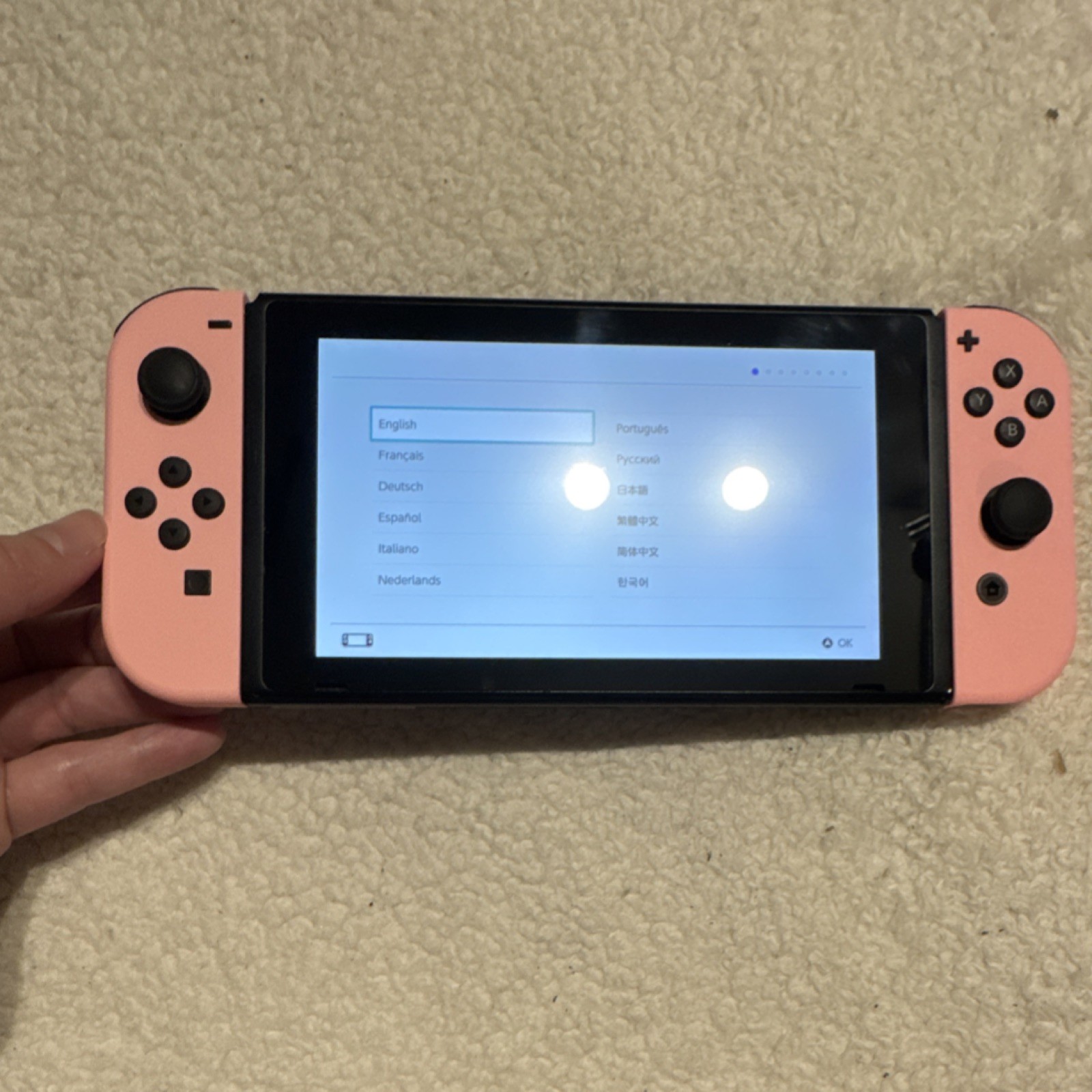 Nintendo Switch 1 w/ Pink Joy-Cons W/ 12 MO SWITCH ONLINE + EXPANSION + charger