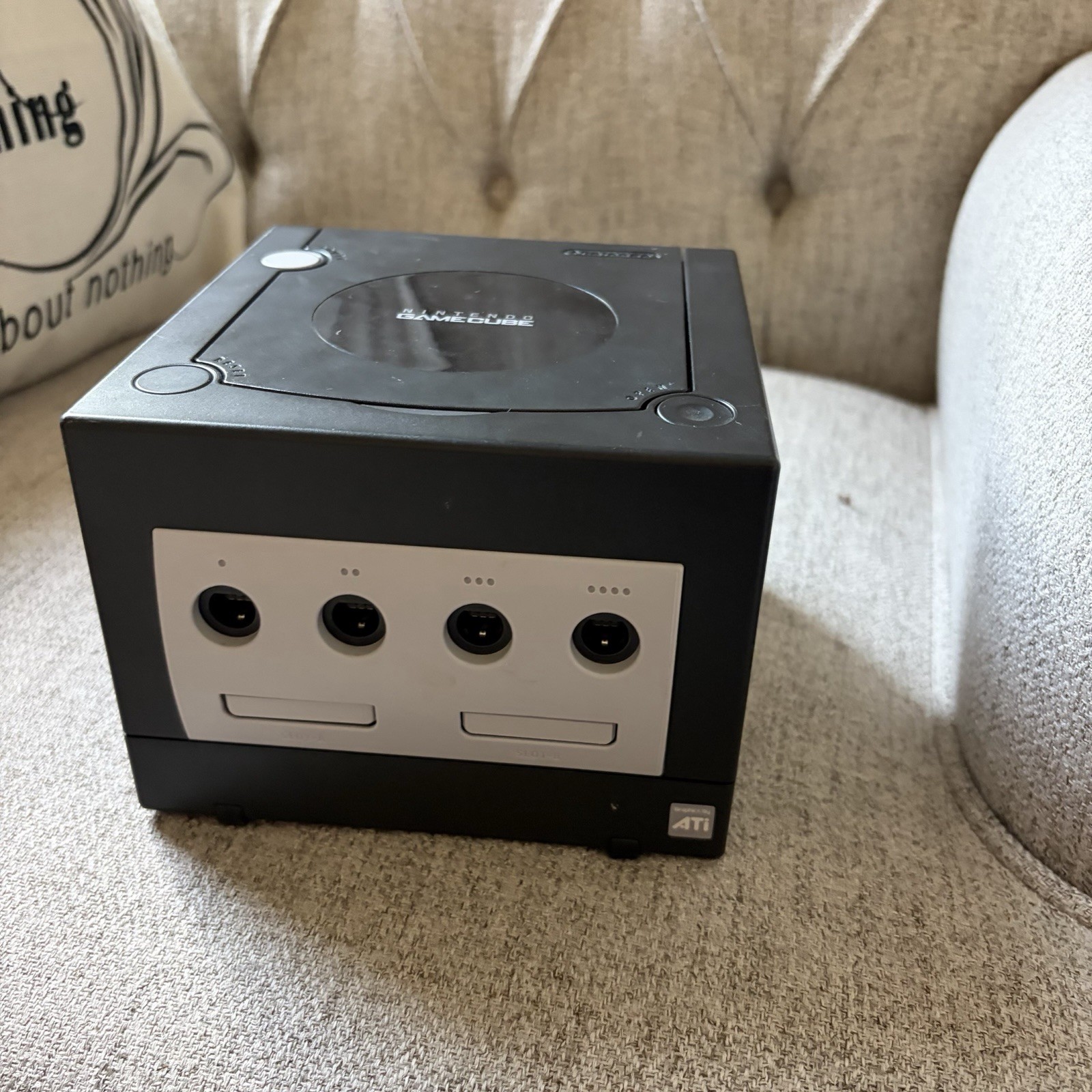 Nintendo DOLSKB GameCube 40 MB Jet Black Console