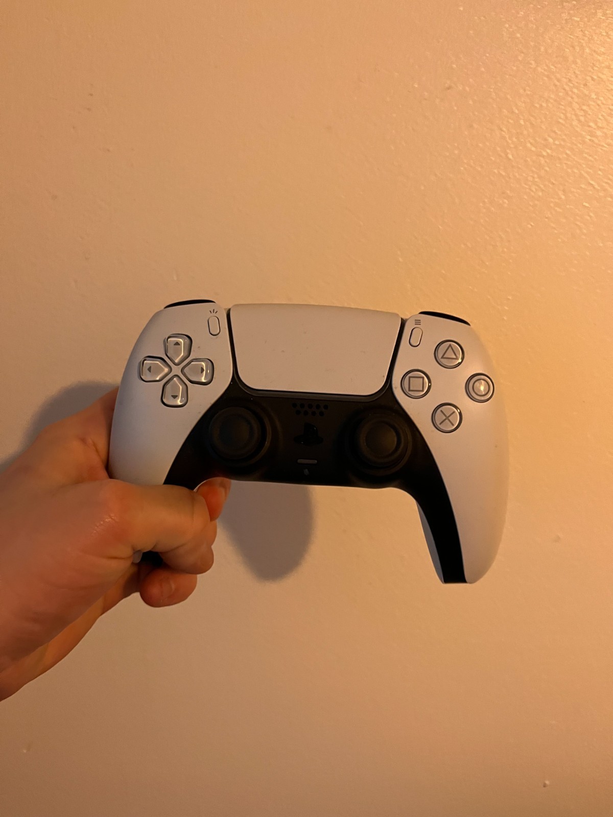 ps5 slim disc edition console 1 TB WITH EXTERNAL HARD DRIVE 2 TB 1 CONTORLER
