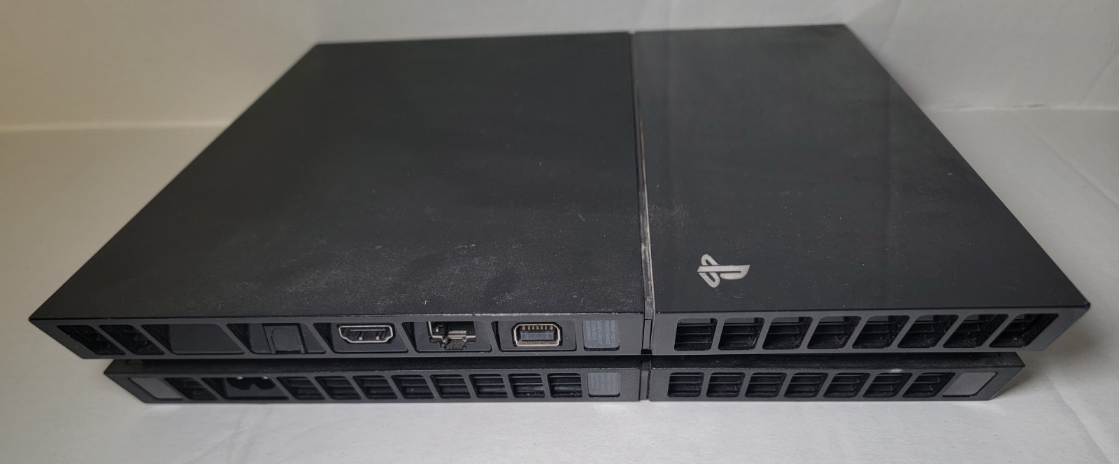 PlayStation 4 Console Read Description Powers On CUH-1001A