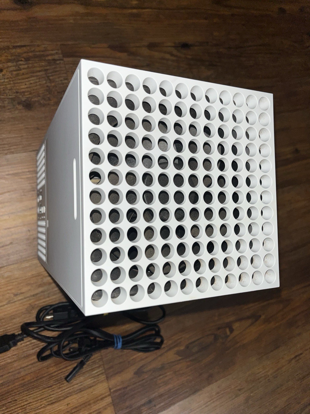Microsoft Xbox Series X 1TB White Model 1882 w/ 2 Controllers