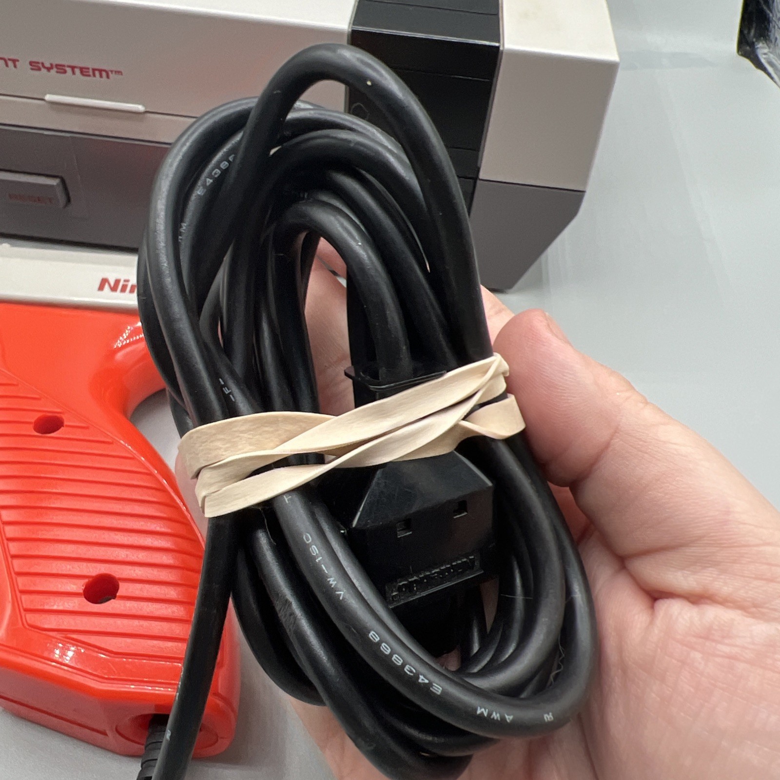 Nintendo NES-001 Console Bundle w/ Cords, Controller, Zapper & Mario/Duck Hunt