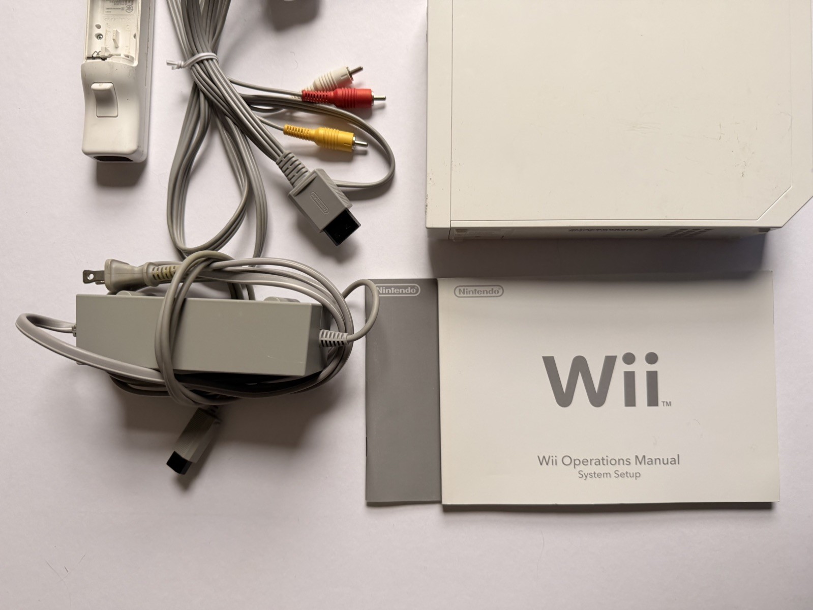 Nintendo Wii Console Lot-Motion Plus Controller/Power Supply/AV Cable/Sensor/Etc