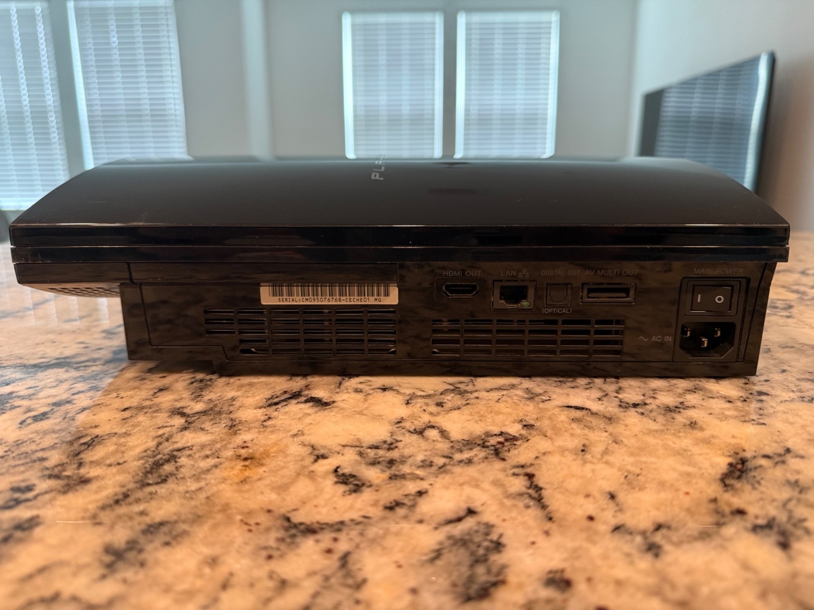 PlayStation 3 80GB backwards compatible CECHE01 Read!