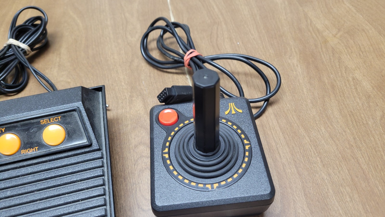 Atari Flashback 2 Classic Console With Joysticks And All Cords Tested And Works