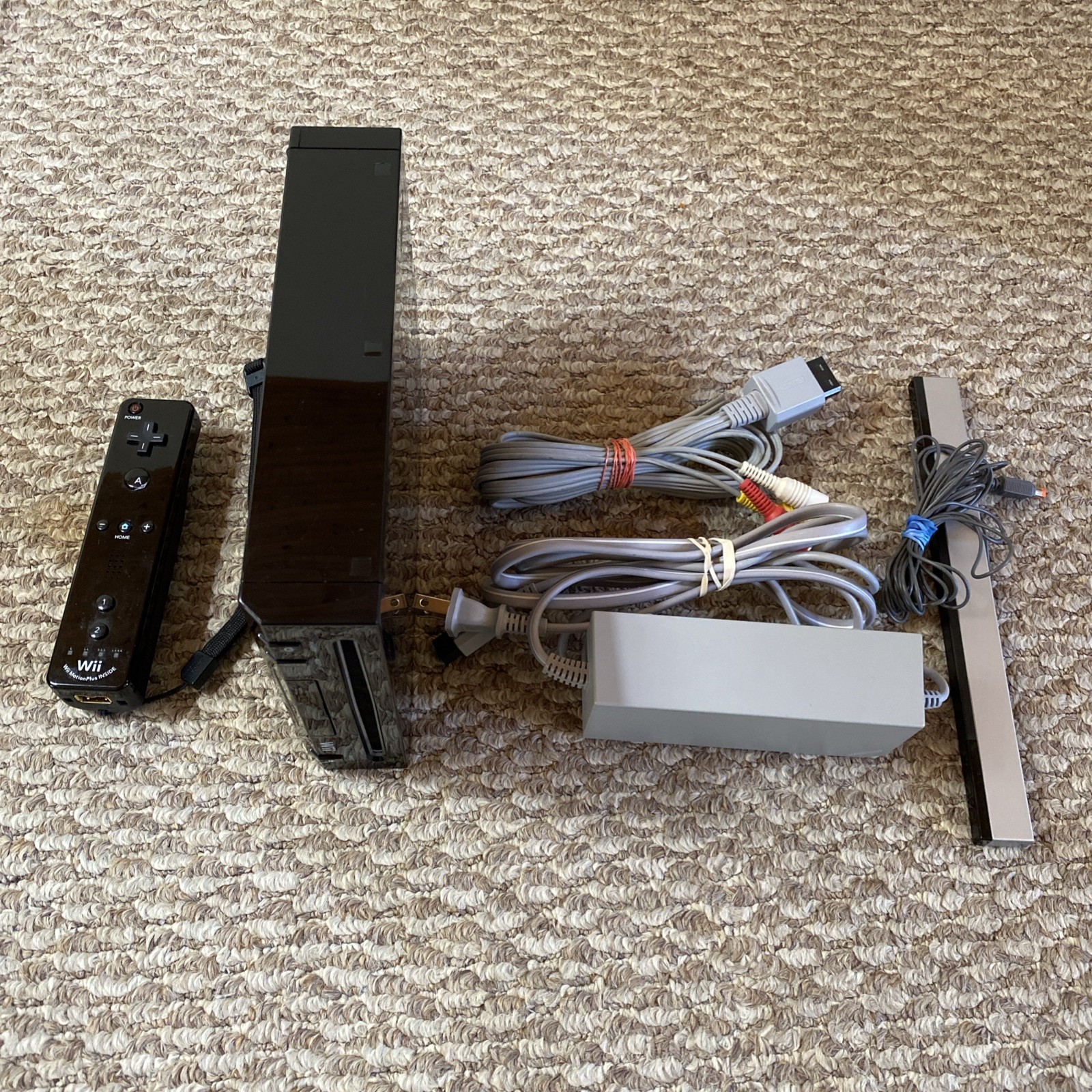Nintendo Wii Black RVL-101 Model Console Tested Working OEM With Controller