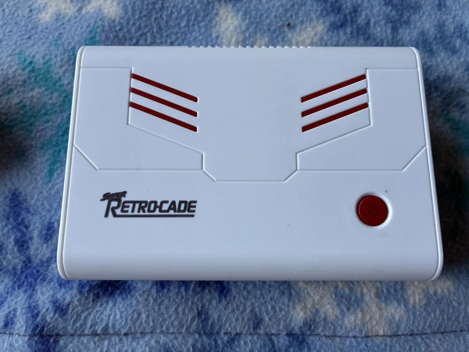 Retro bit Super Retro-Cade Home Console 90+ Games White Red HDMI USB Controllers