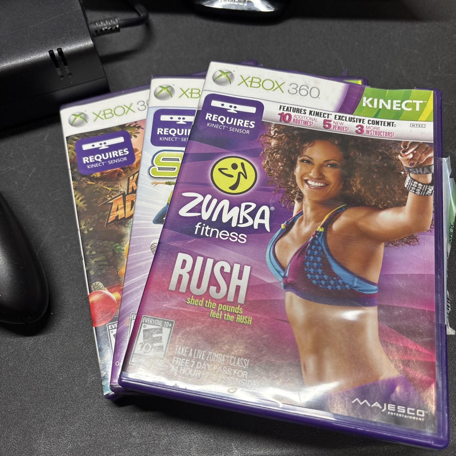 Xbox 360 S Console Bundle – 1 Controller, 360 Kinect, Plus 3 Free Games!