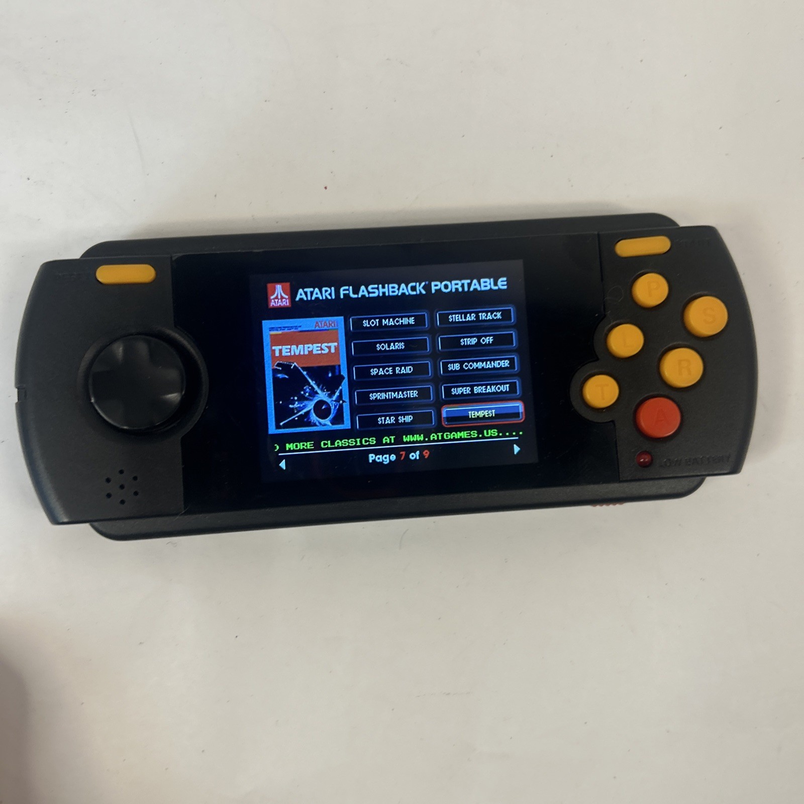 Atari Flashback Portable Handheld Game AP3280 Pac-Man Frogger Pitfall More Read