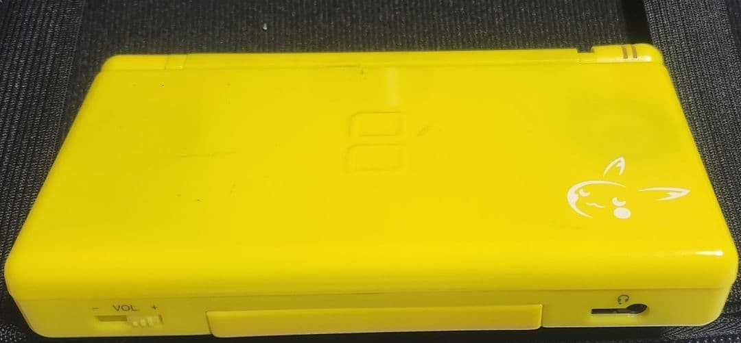 3DS/2DS/DS Gw Nintendo Ds Lite Pikachu Button Repair Body Included Japan