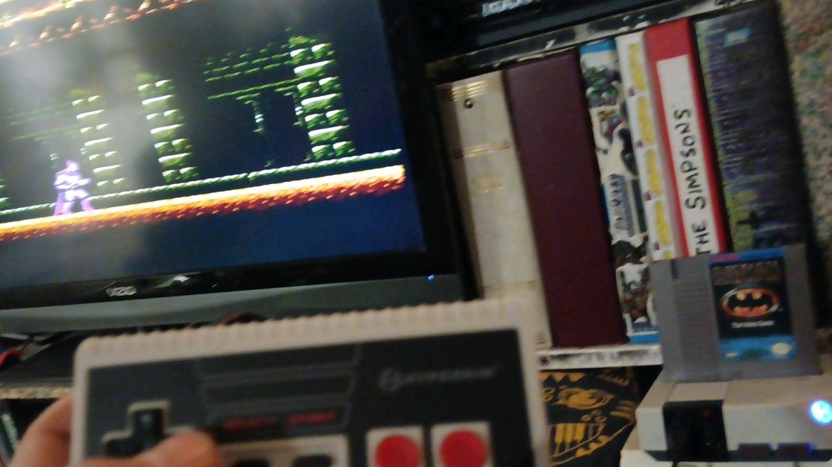 Retron HD Hyperkin Classic NES emulator Used Tested w/ 1 Controller & Power Plug