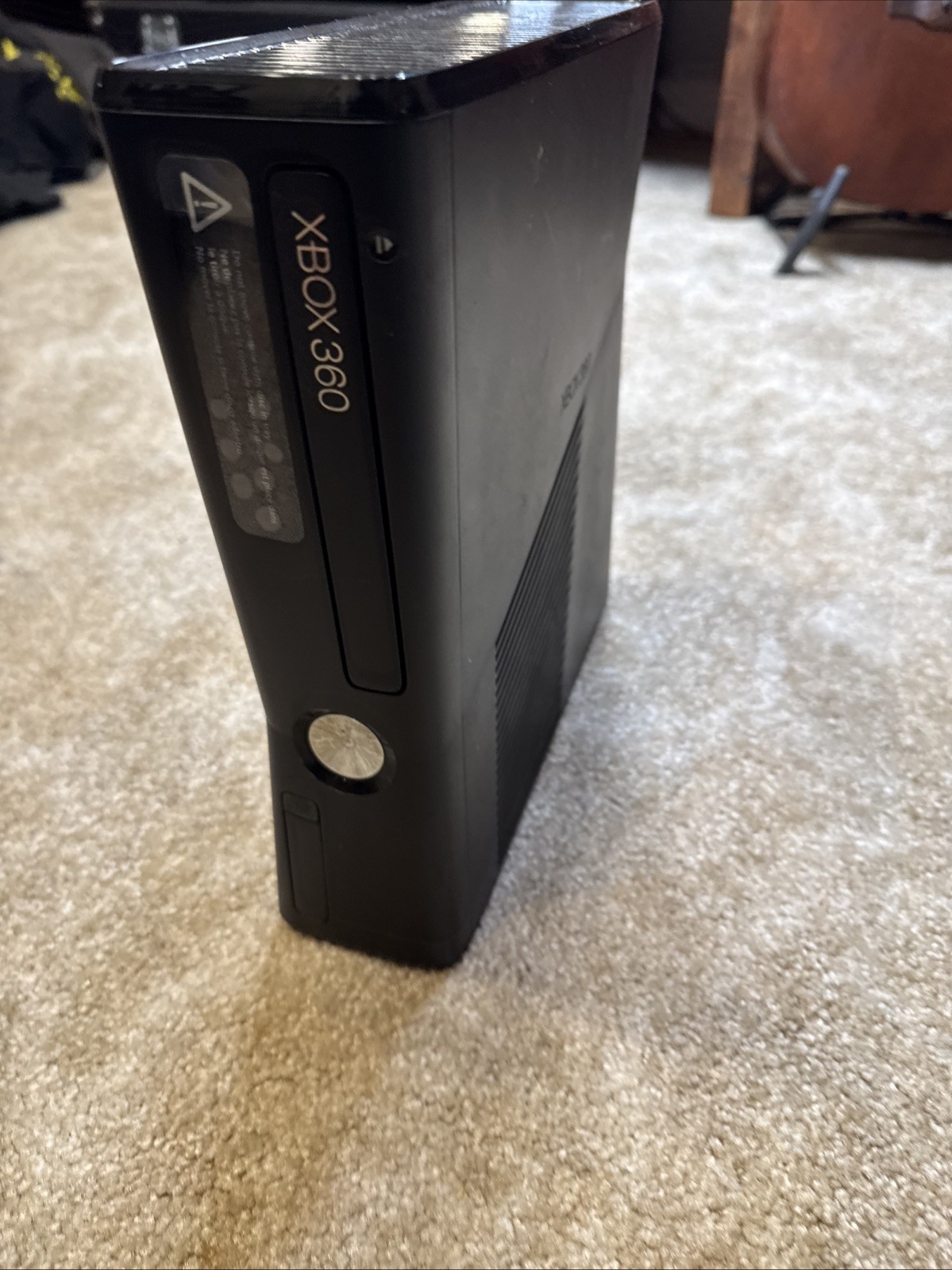 Microsoft Xbox 360 S Console Gaming System Only Glossy Black 1439