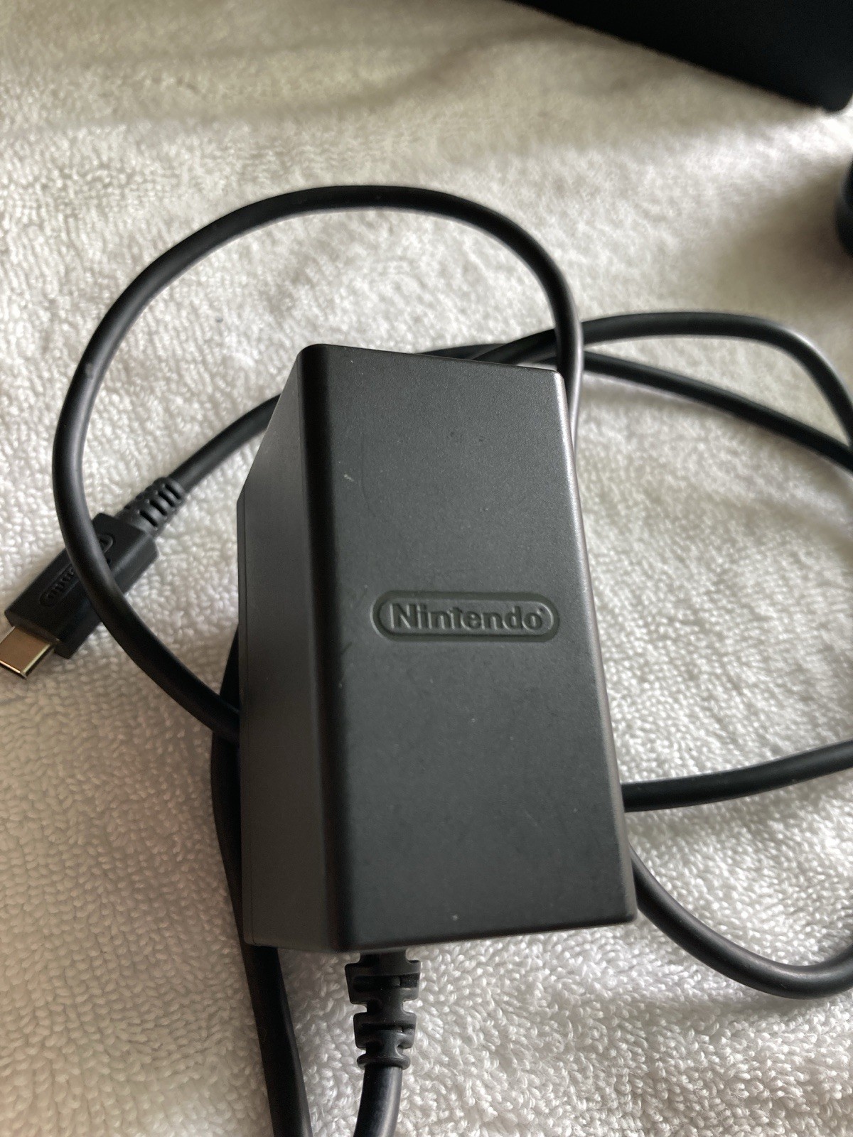 Nintendo Switch -HAC-001- Unpatched + 120 GB SD Card, Dock, Power, Box, 3 Joycon