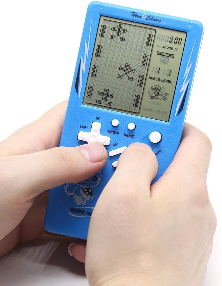 Mini Retro 9999 Games Console – 3.5” LCD, Battery Operated, Travel-Friendly