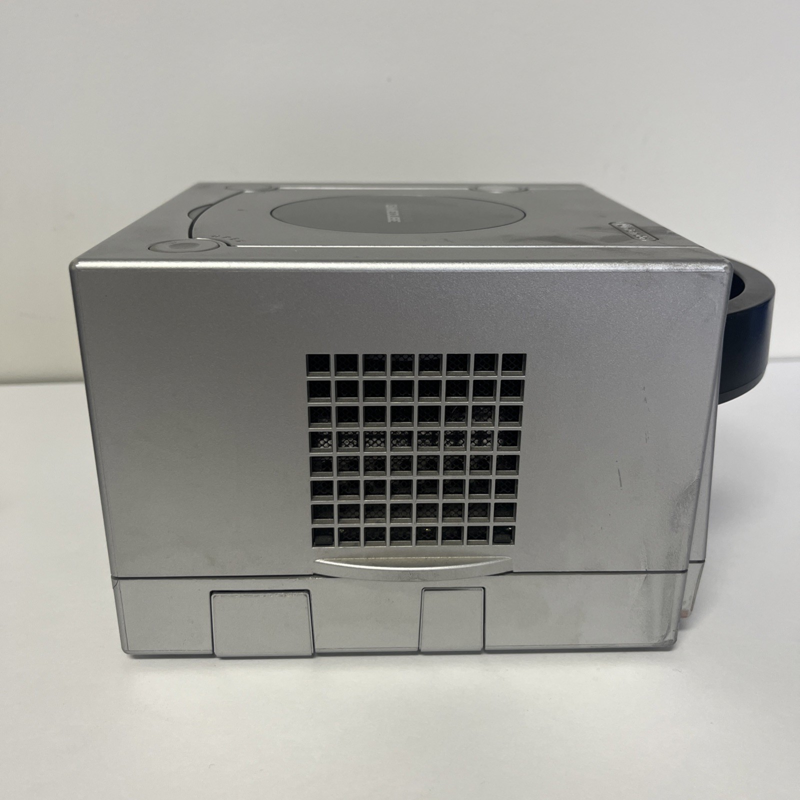 Nintendo GameCube Platinum Console Silver DOL-101 Tested with Power/AV Cords