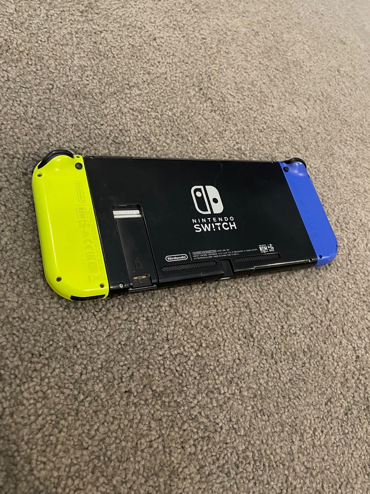 Nintendo Switch 32GB Handheld Console – Neon Yellow/Dark Blue – Games Separate