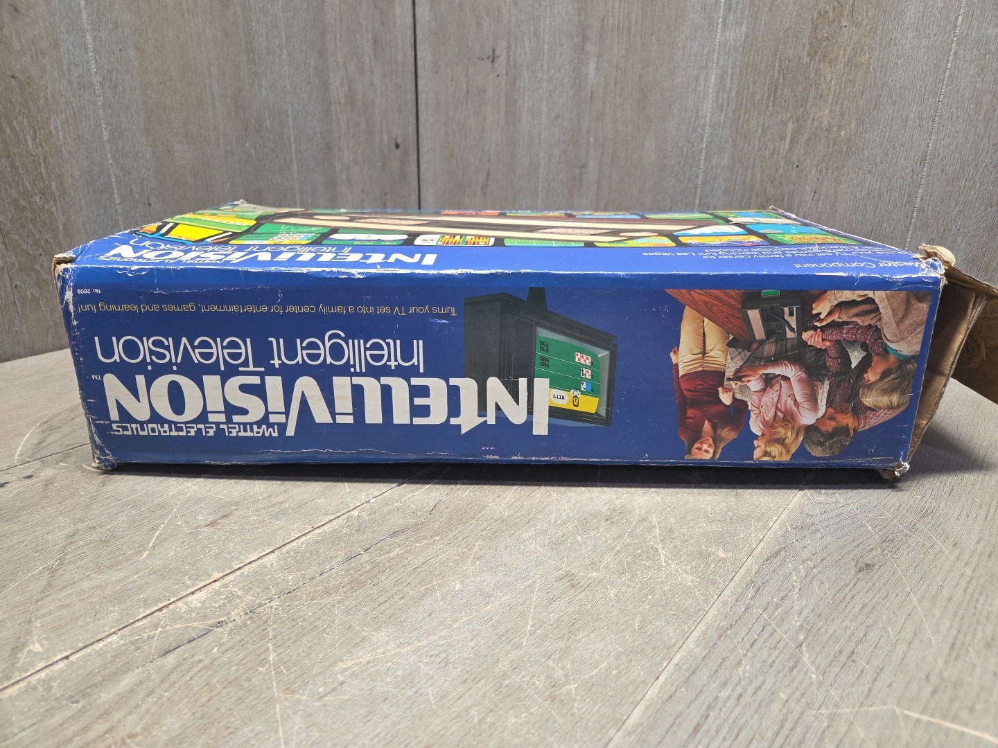 Mattel Electronics Intellivision 2609 Console With Box(Problem With Controller 2