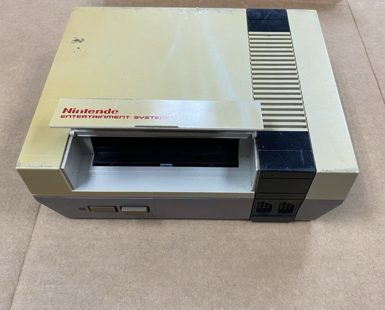 Nintendo Game Console Only!!! Non Tested 1985 NES-001