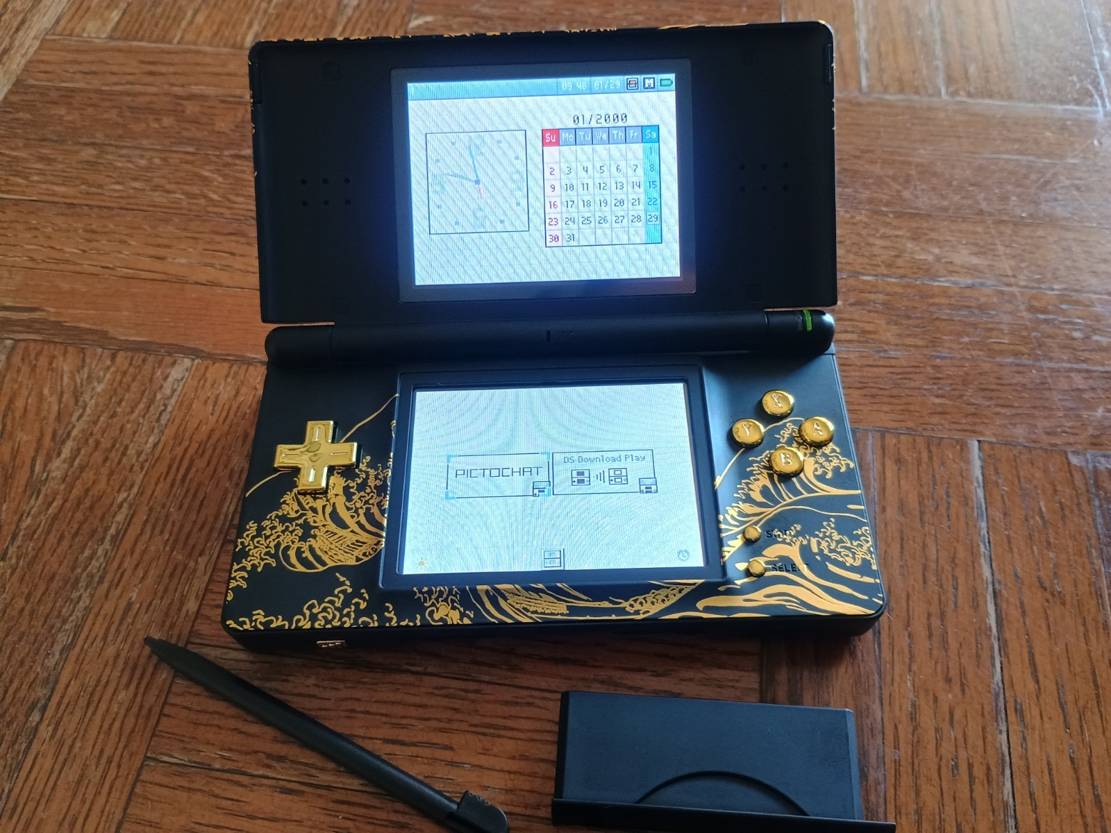 Nintendo DS Lite black and gold wave reshell w/ Stylus & Charger Cable