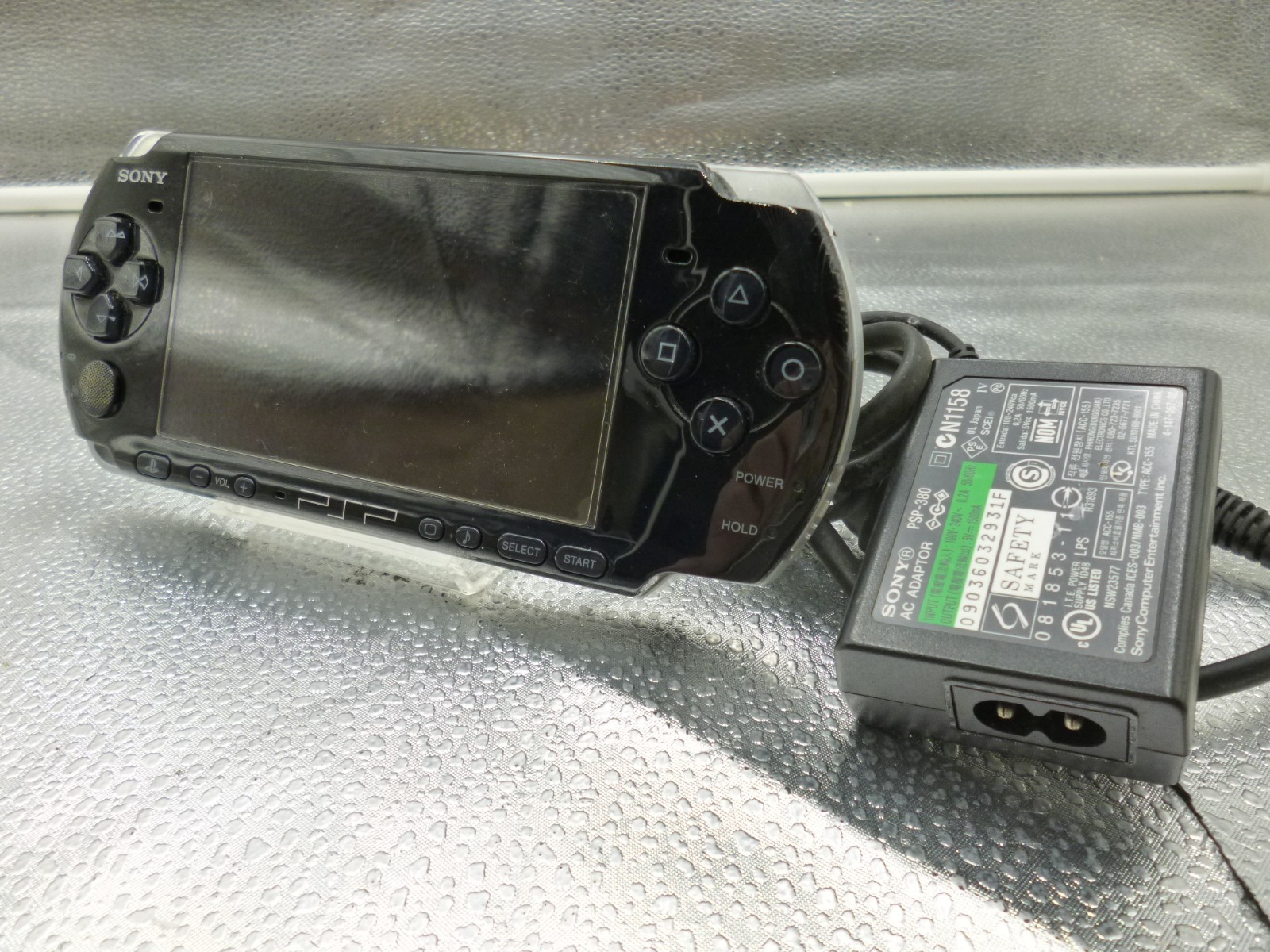 Sony PSP 3000 Console PSP-3000 Piano Black With charger Japan