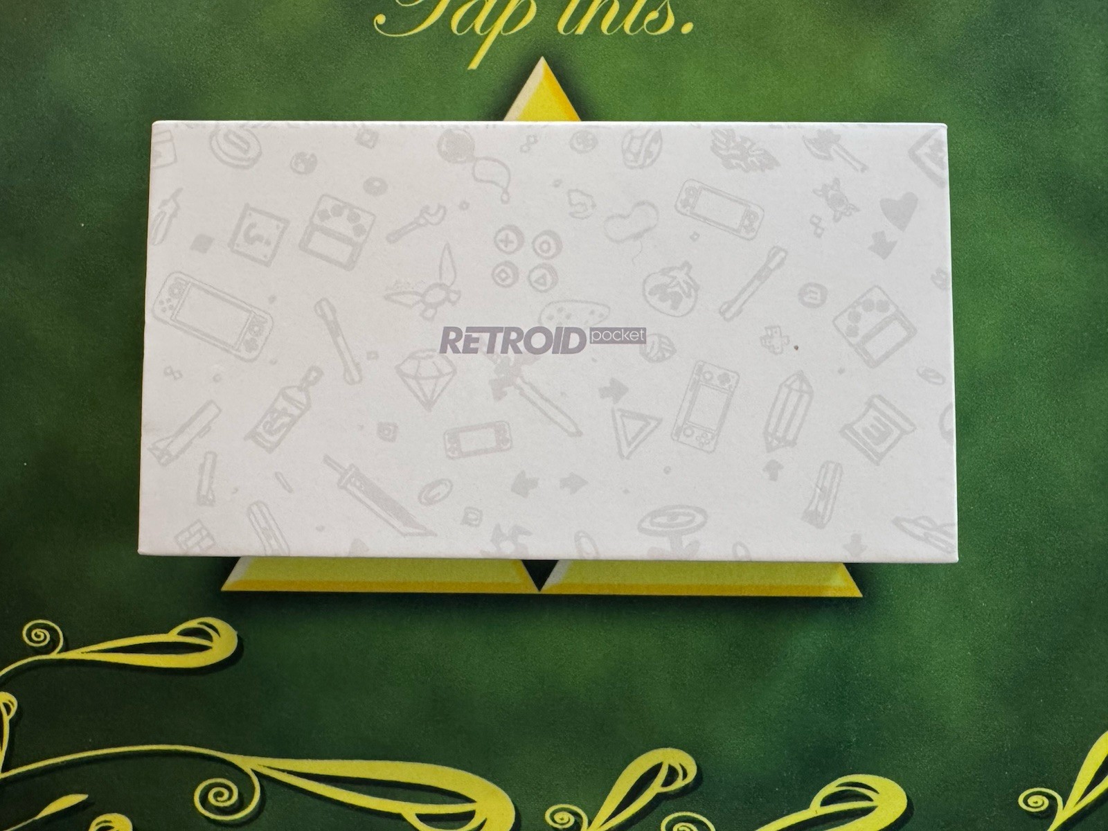 Retroid Pocket Mini V2 Handheld Retro Game Device Adult Owned Very Lightly Used