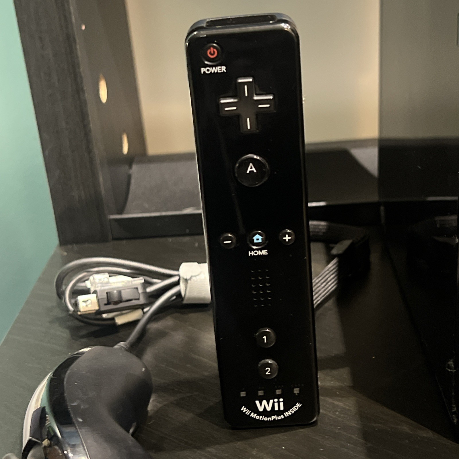 Nintendo Wii Wii Sports and Wii MotionPlus Remote Console – Black Bundle Games
