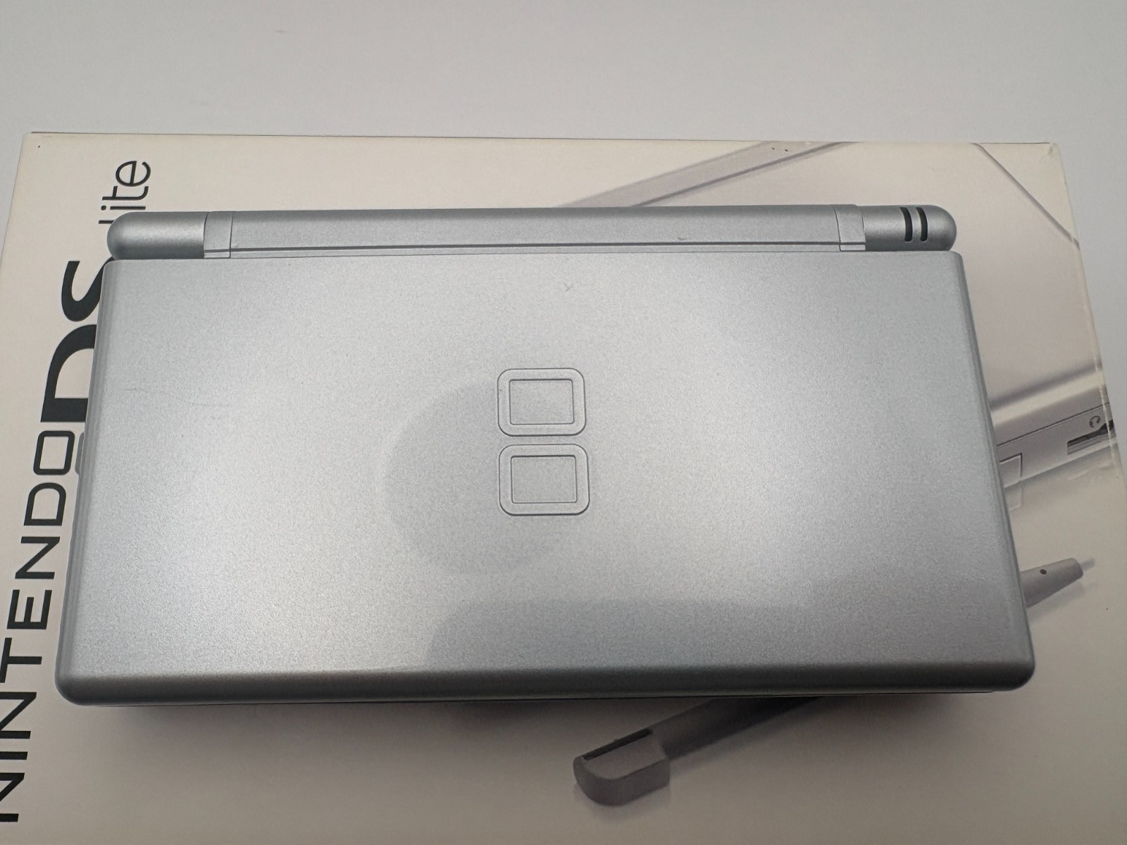 Nintendo DS Lite Silver Handheld System Open Box Console – Great Condition