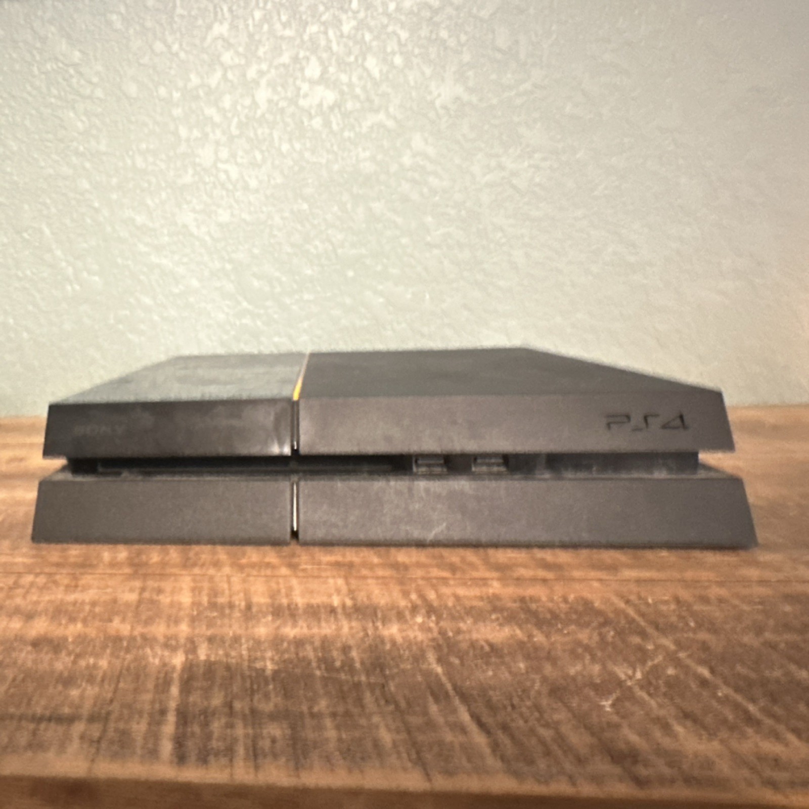 Sony PlayStation 4 500GB Black w/ Two Controllers & Box (Works, Bad HDMI Port)
