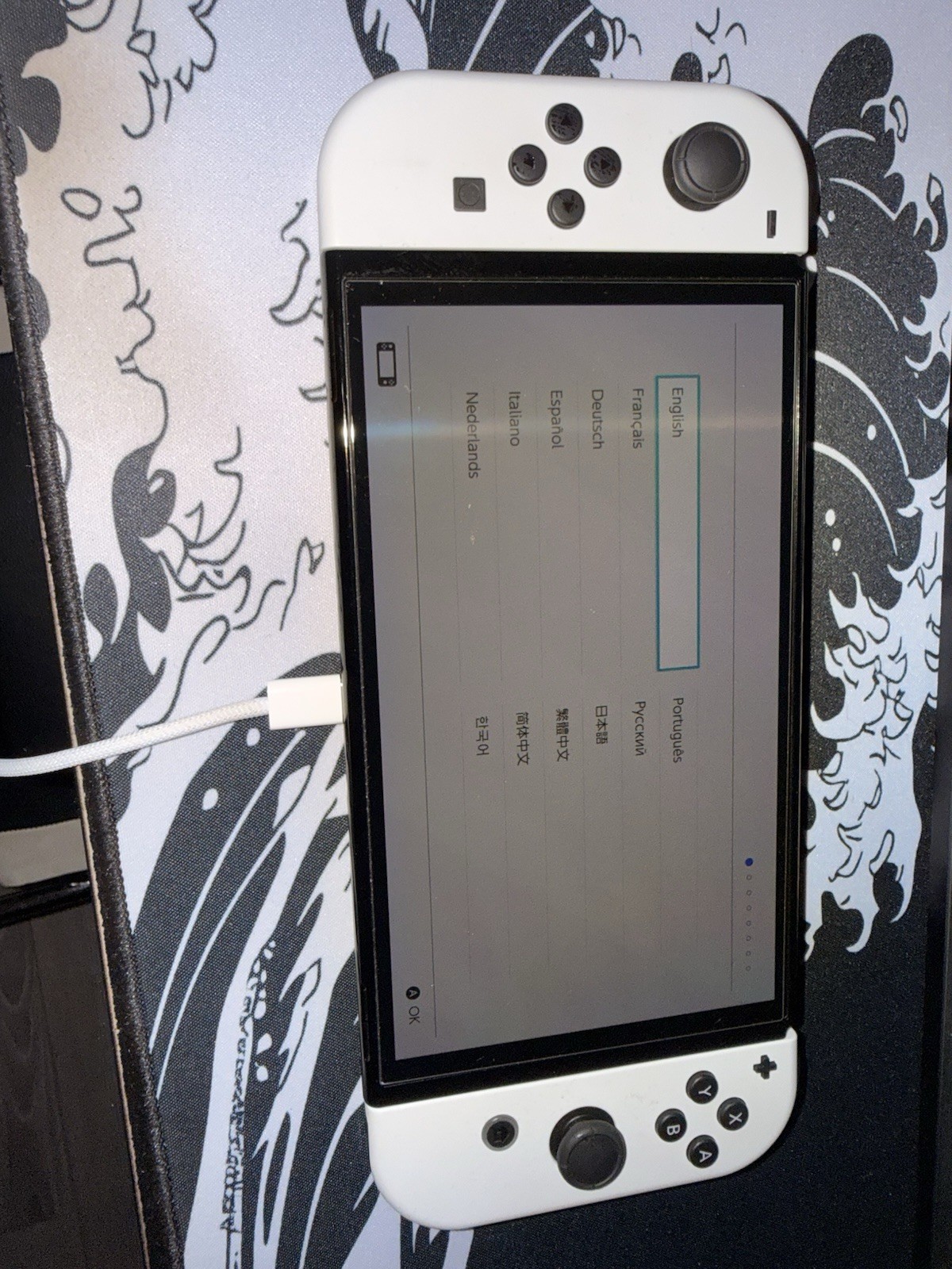 Nintendo Switch OLED Model Console 64GB White Joy-Con, USB-C, HEG-001