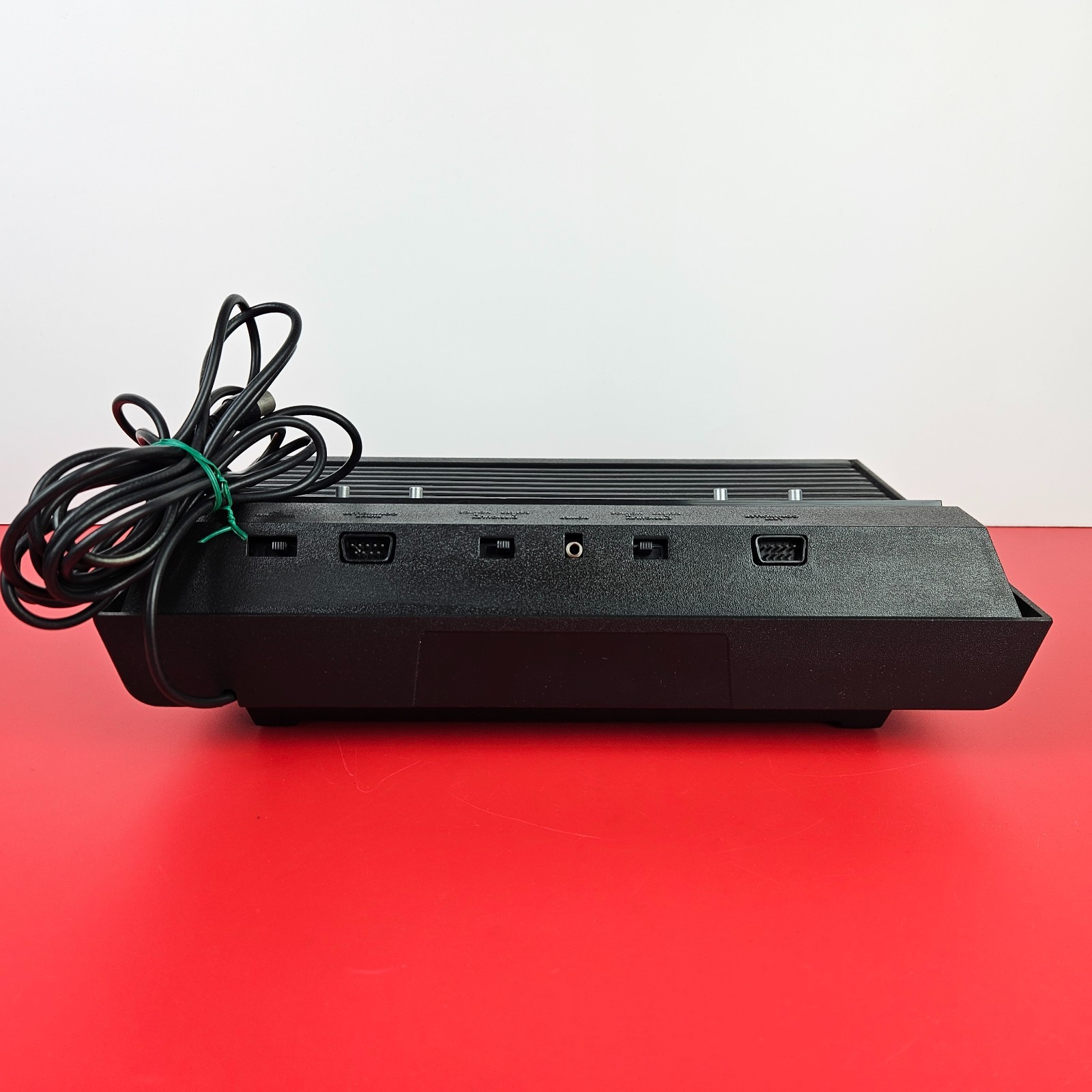 Atari 2600 “Darth Vader” VCS Console Box, Space Invaders, 2 Joysticks COMPLETE