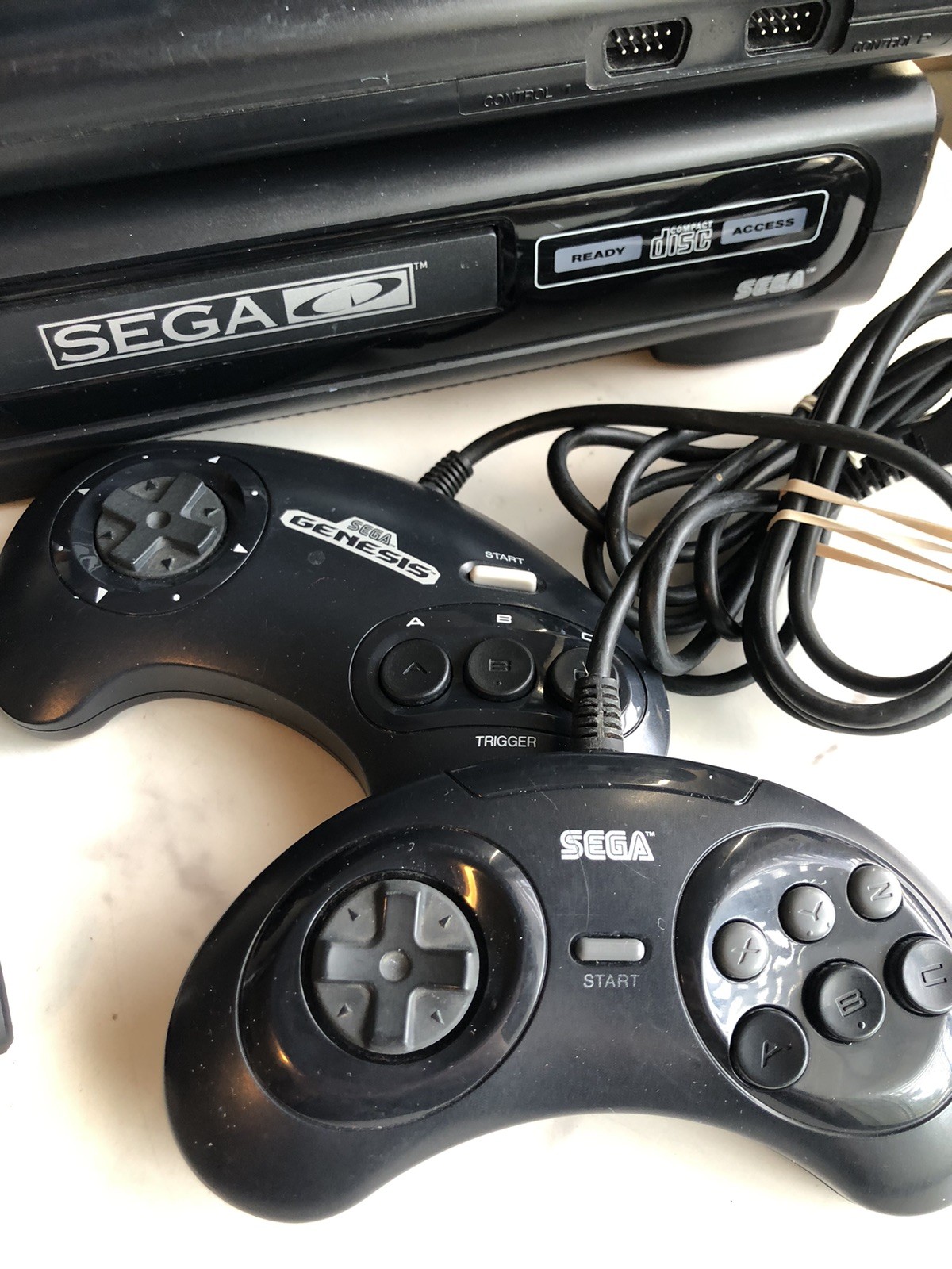 SEGA CD Model 1 + Genesis Working Tested +2 controller +Rf Cable And 5 Games