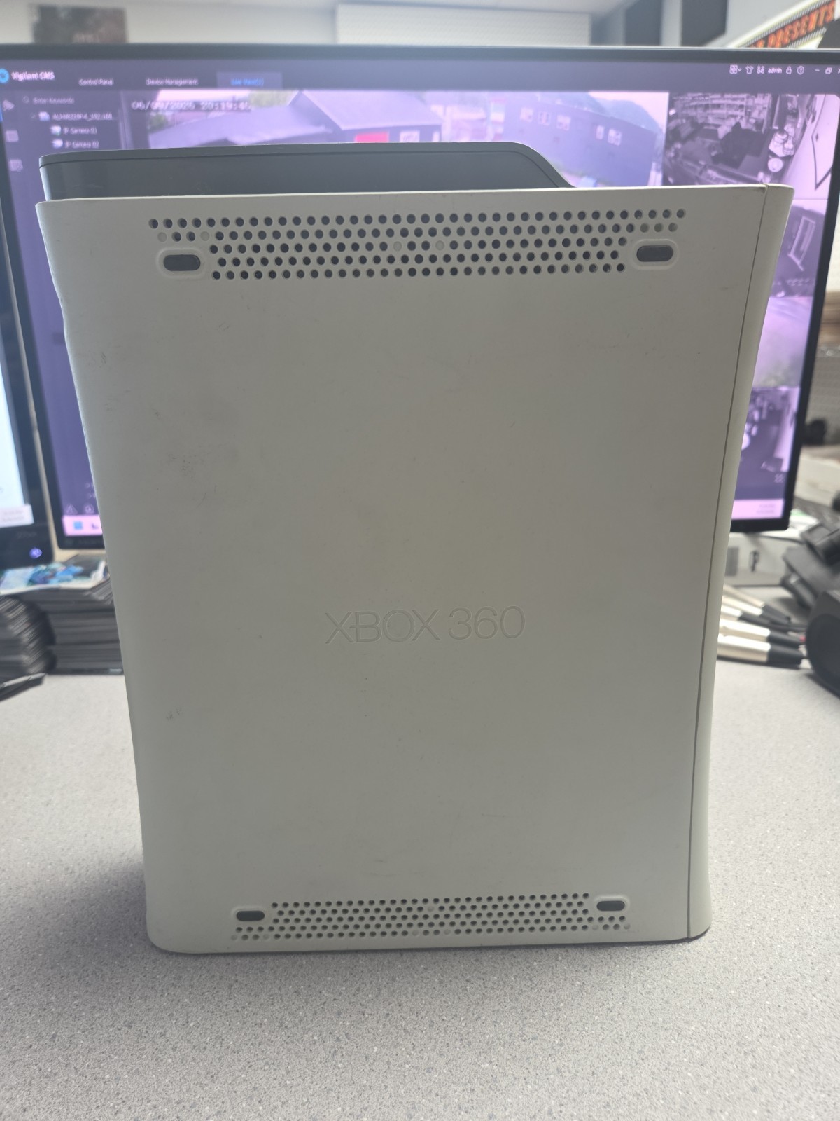 XBOX 360 UNTESTED Console With Hard Drive Only! For PARTS OR REPAIR