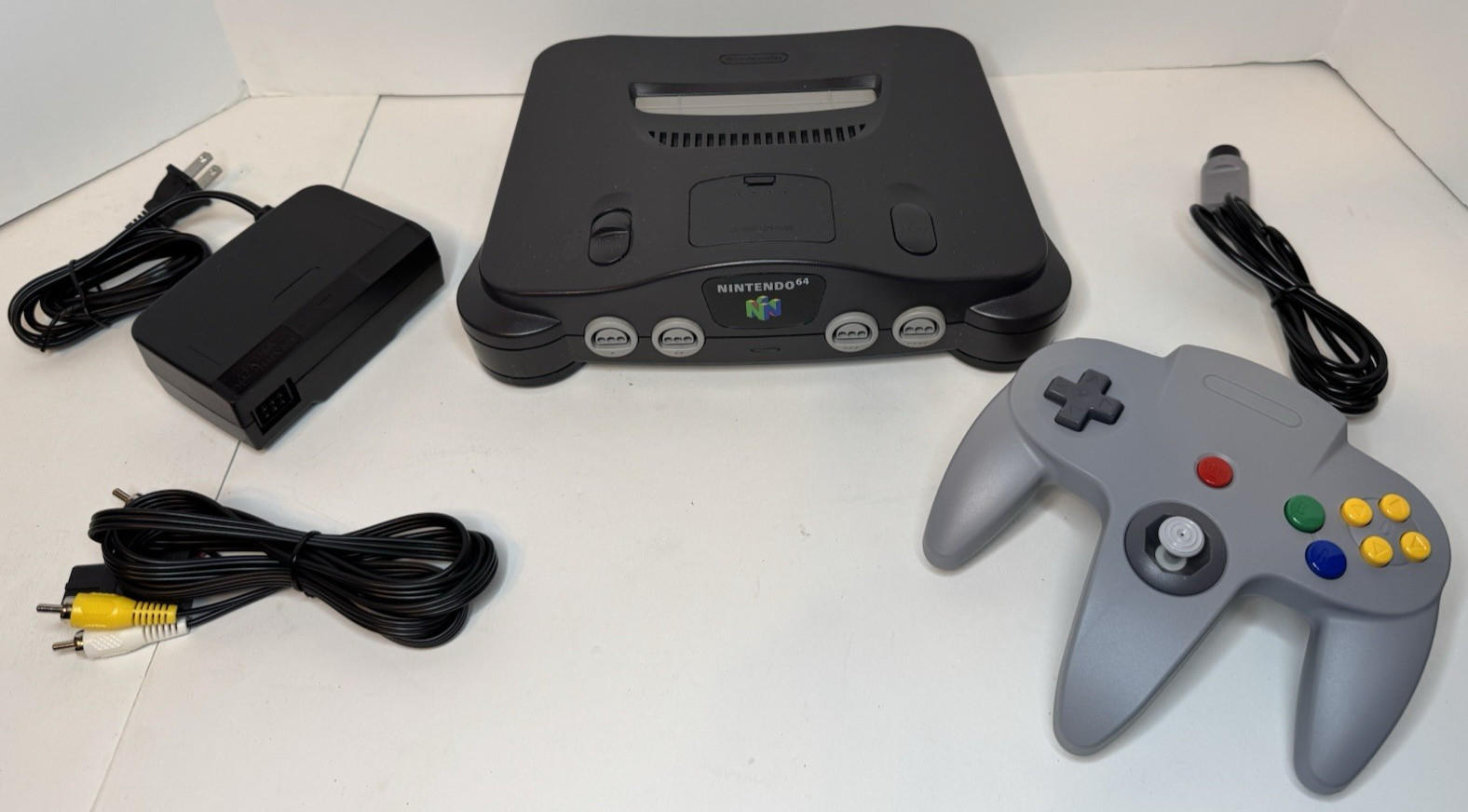 Nintendo 64 N64 Bundle Console NUS-001 Controller, Power & AV Cables Tested B2
