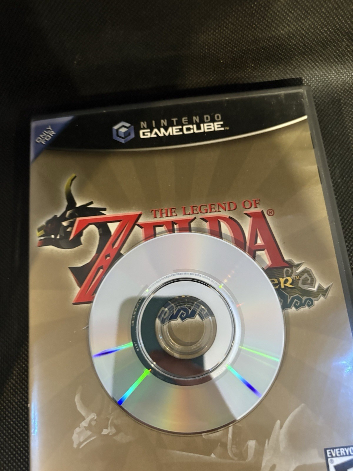 NINTENDO GAMECUBE – LIMITED EDITION PLATINUM W/ BOX & MANUAL BUNDLE