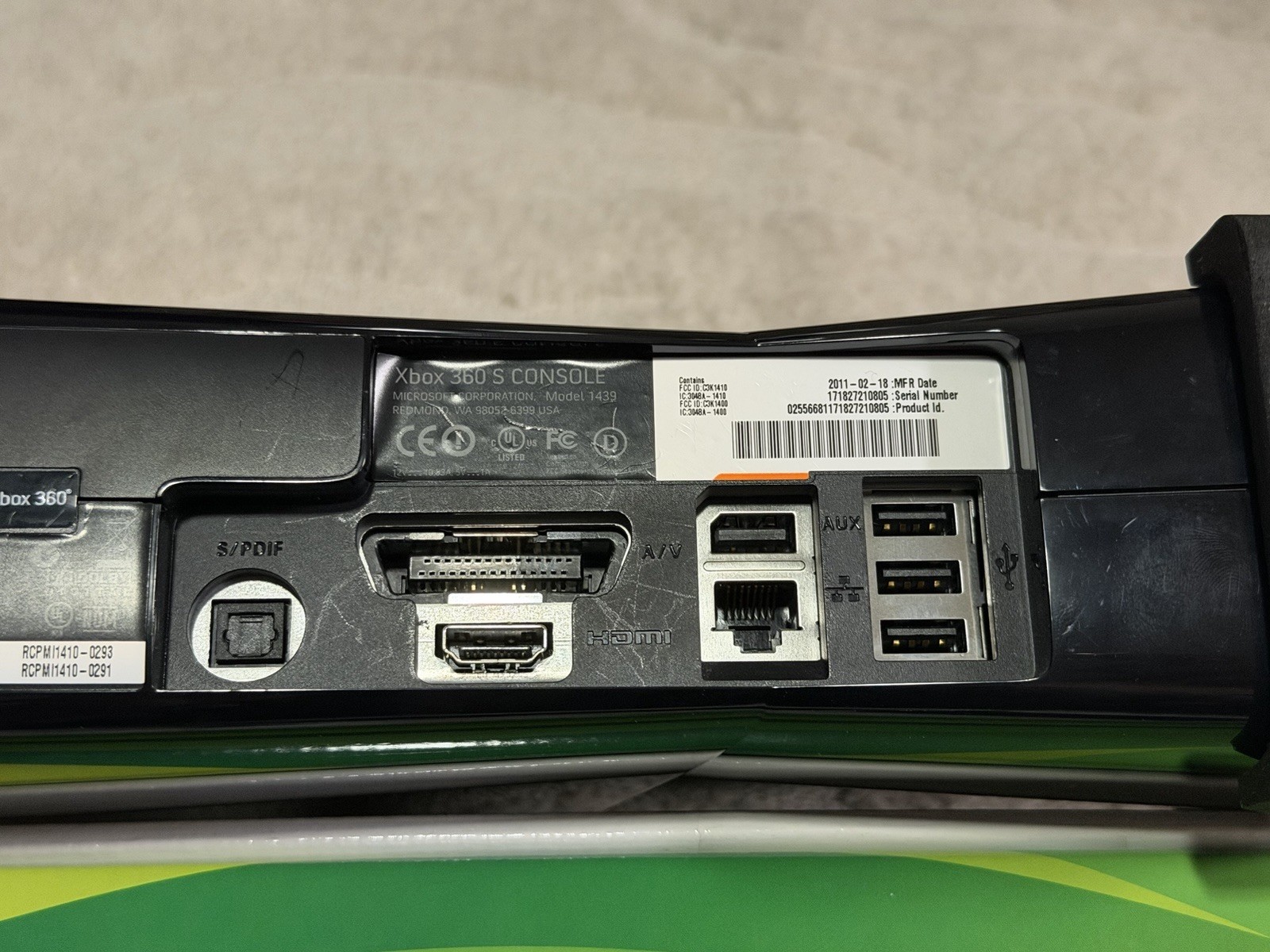 Microsoft Xbox 360 Slim 250GB Console With Cables & WiFi Extender Wireless