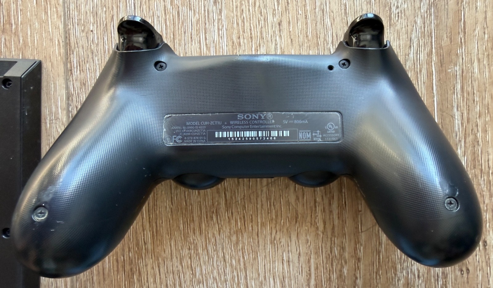 Sony PS4 500GB Bundle w/ 2 Controllers, Charging Dock, Games – Tested & Working