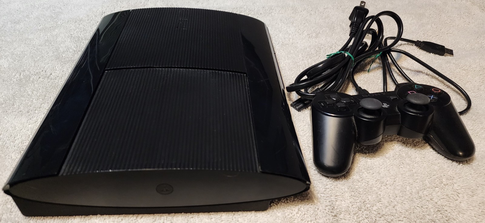 Sony PlayStation 3 Super Slim Console CECH-4001C 500gb Ps3 (Working) + 22 Games