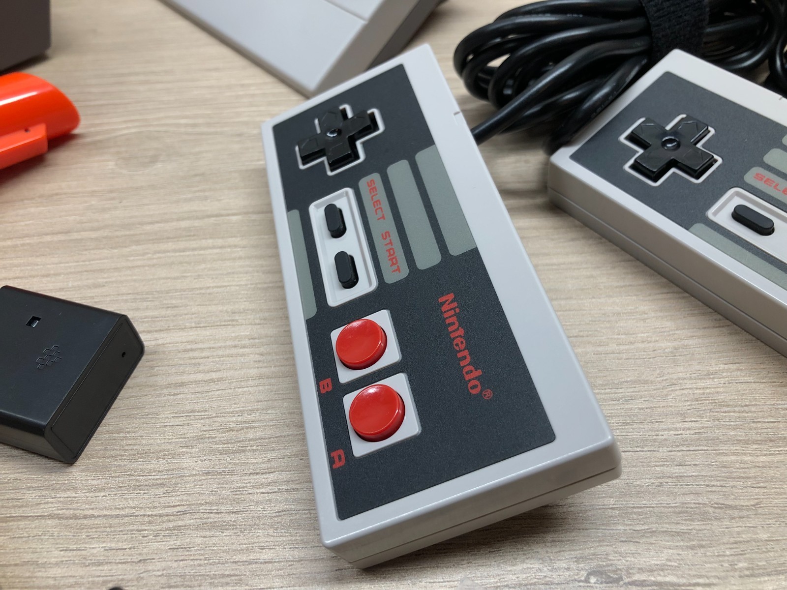 Excellent NES console bundle w/ N8 pro everdrive, 8bitdo N30 controllers & more
