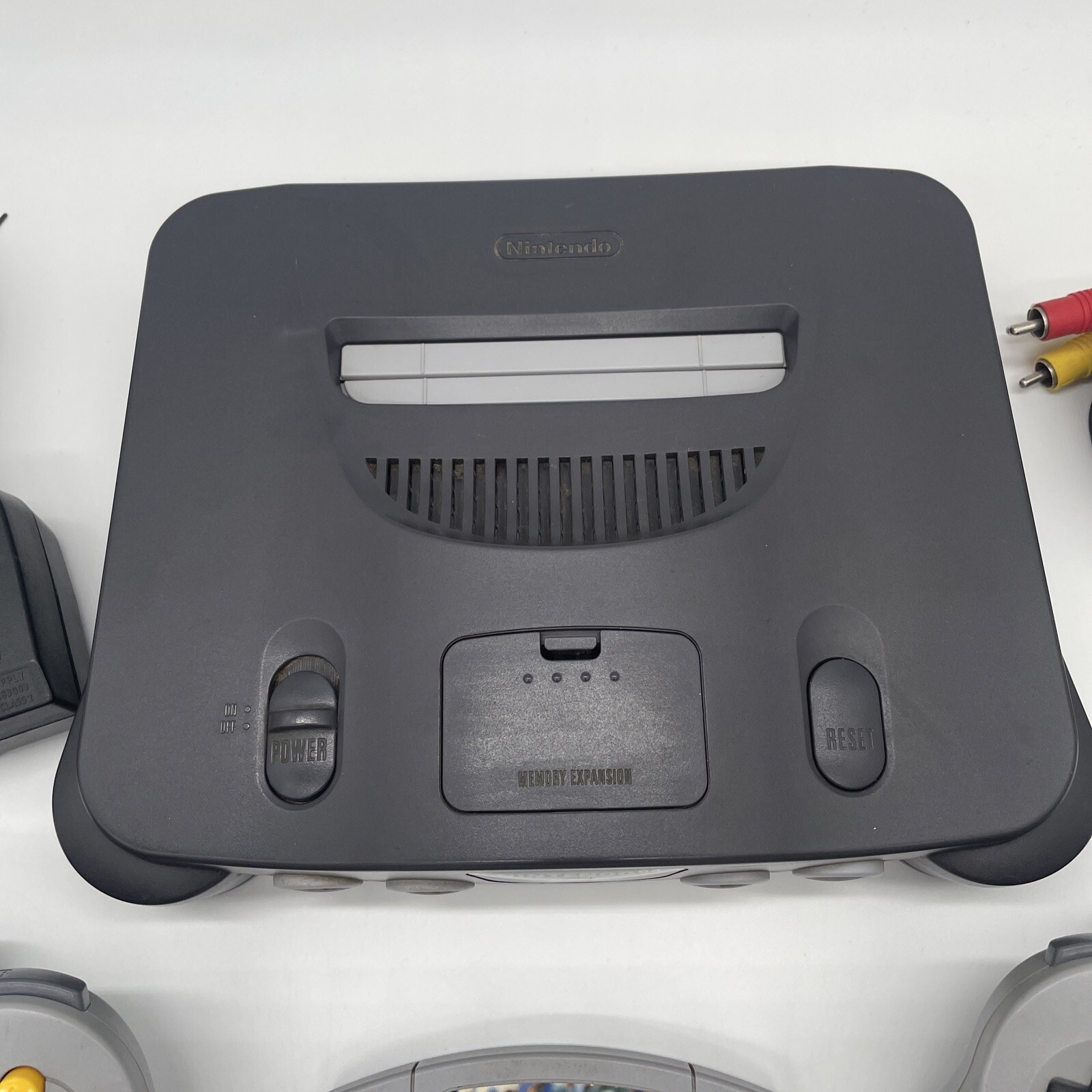 Nintendo N64 System Console (2) Official Controller (5) Games Bundle Lot NUS-001