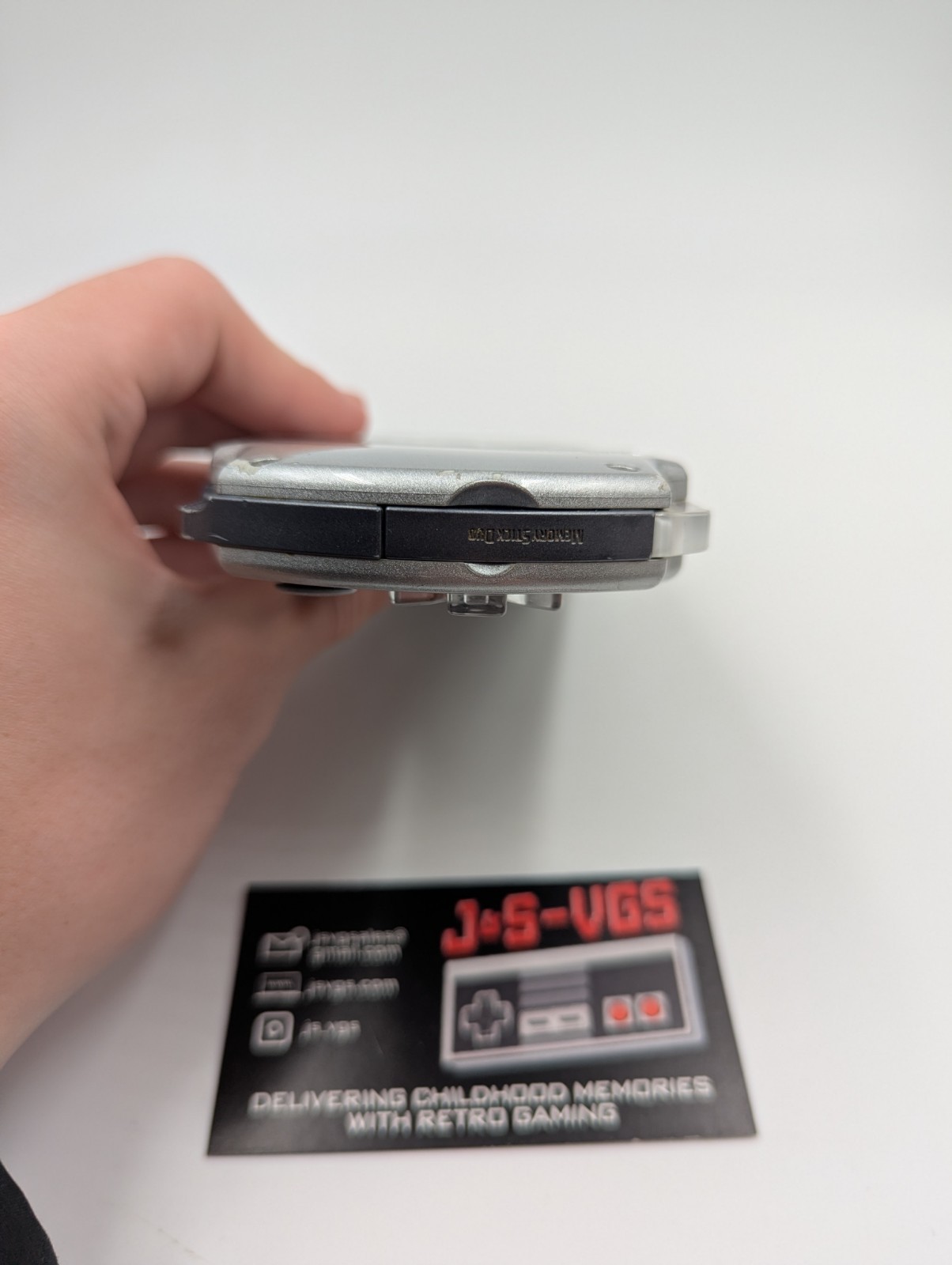 Sony PSP 2000 Silver Ice Console Broken Battery Cover